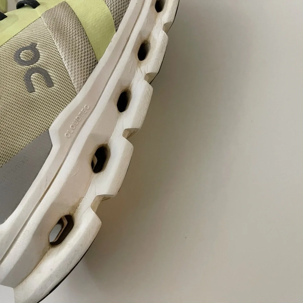 On Running Cloudrunners Sneakers Running Jogging Casual